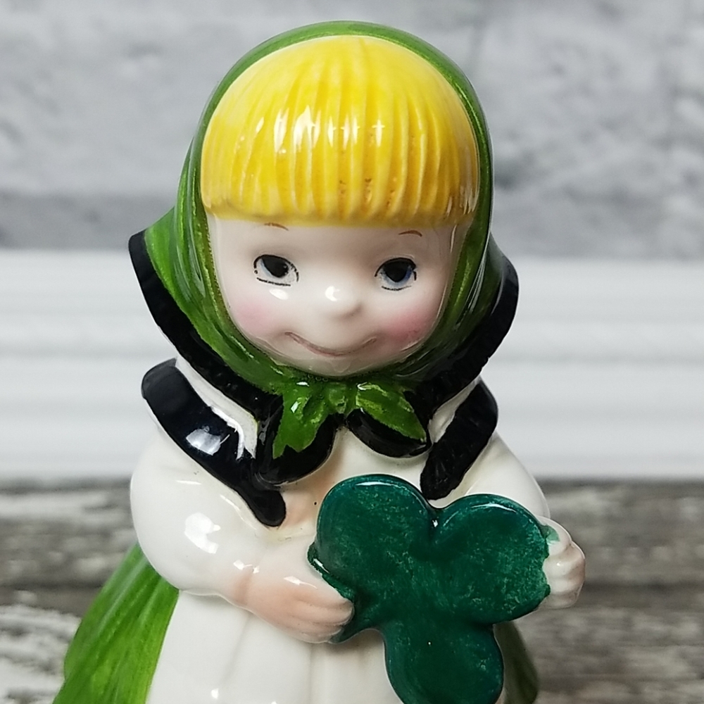 Walt Disney Goebel it's a small world Irish Girl - Picture 8 of 8